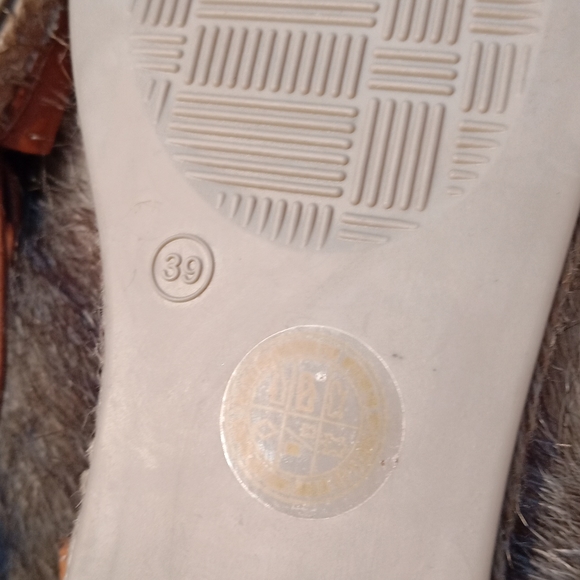 Leather espadrilles - Picture 6 of 16